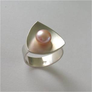 triangle Reuleaux pearl shape open round top ring sterling minimalist laura berrutti